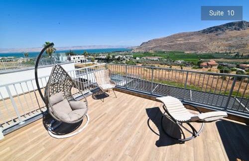 Migdal Apartment | Yalarent Magdala Apartments with Private Pool or Jacuzzi
