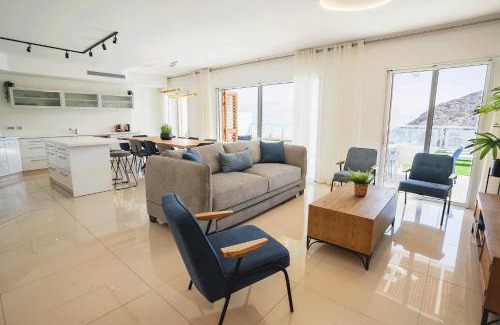 Eilat Apartment | YalaRent Suff mountains- Garden apartment with private pool