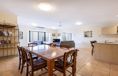 Yamba House | Yamba Days PET FRIENDLY