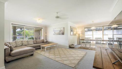 Yamba House | Yamba Family Seascape