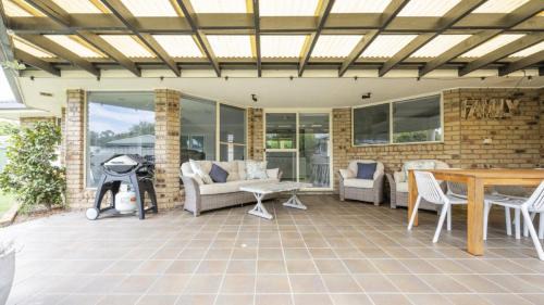Yamba House | Yamba Family Seascape