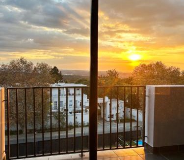 Greater Johannesburg Metropolitan Area Apartment | Yang Suite B - Studio Apartment
