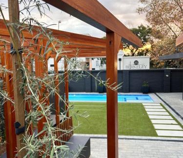 Greater Johannesburg Metropolitan Area Apartment | Yang Suite B - Studio Apartment