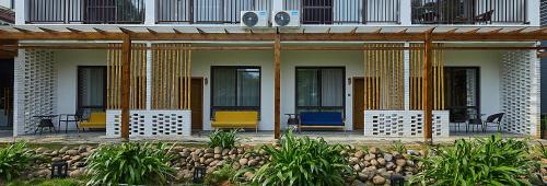 Yangshuo House | Yangshuo Xixi Meidi Resort Hotel