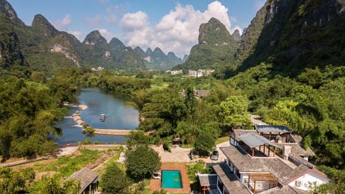 Yangshuo House | Yangshuo Yulong Wonderland Hotel