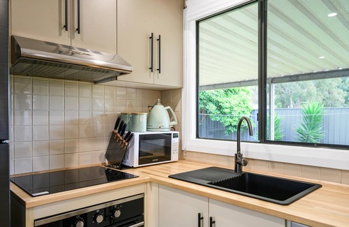 Yankalilla House | Yankavilla ~ Yankalilla - A Charming 3 Bedroom Cottage in Tranquil Yankalilla Village