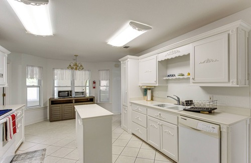 Biloxi House | Yard & Dock: Waterfront Group Getaway in Biloxi
