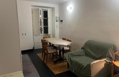 Borgo Dora Apartment | Yard