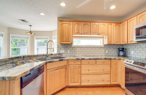 Citrus Springs House | Yard + Playset: Family-Friendly Home in Dunnellon!
