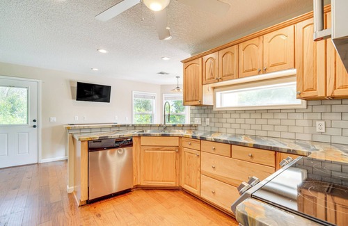 Citrus Springs House | Yard + Playset: Family-Friendly Home in Dunnellon!