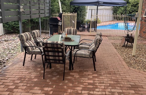 Central Murray House | Yarrawonga magic 300 metres from lake, private pool