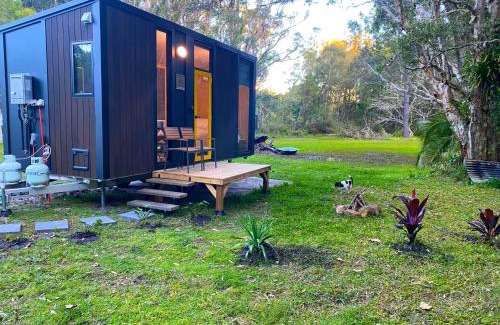 Stuarts Point House | Yarriabinni Escape 1 by Tiny Away