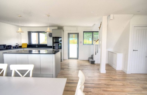 Charmouth Cottage | Yarrow