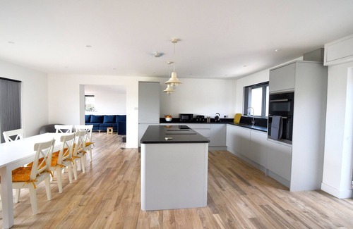 Charmouth Cottage | Yarrow