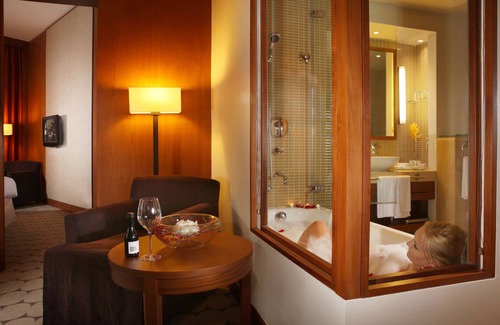Abu Dhabi Hotel | Yas Island Rotana