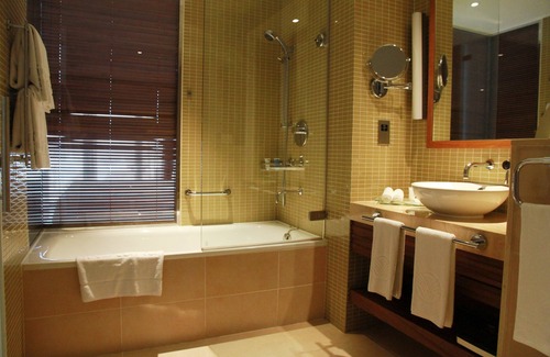 Abu Dhabi Hotel | Yas Island Rotana