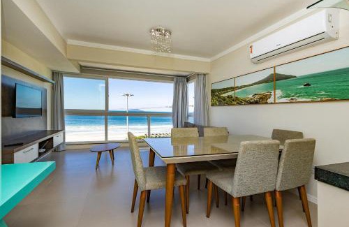Quatro Ilhas Apartment | Yasmin 202 – Lindo Apartamento com Vista Panorâmica para o Mar em Quatro Ilhas, com Roupa de Cama e Toalhas Inclusas.