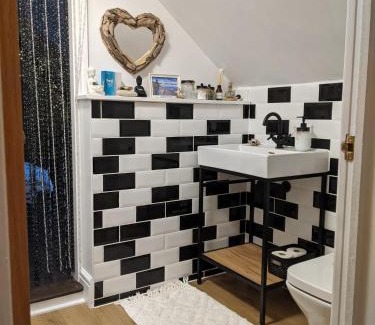 Lyme Regis Bed & Breakfast | Yawl, Harcombe House
