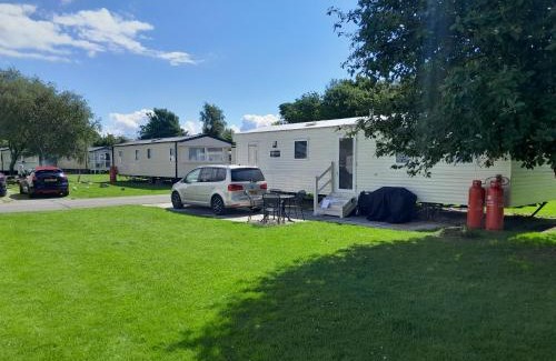 Flookburgh House | Ye Old'e Man Lake district Grange-over-Sands