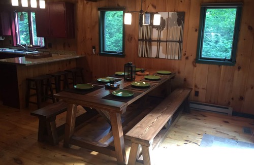 Sunday River Area House | Year Round Mountain Home -HOT TUB- Walking Distance to South Ridge Lodge
