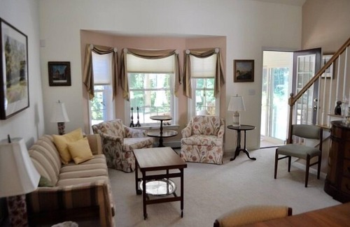 Kennebunk Condo | Year-Round Rental - UNFURNISHED