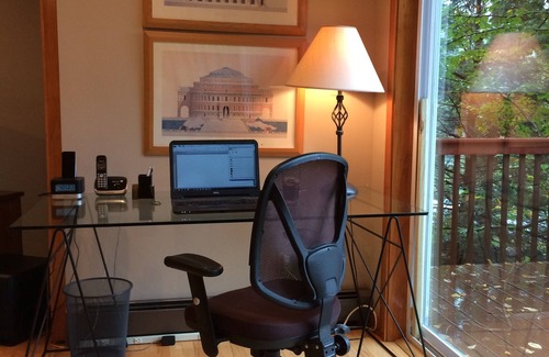 Barryville House | Year-Round Retreat Home on Scenic Delaware River 90 miles from NYC, EV CHARGER