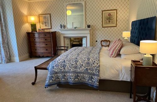 Earle House | Yearle House