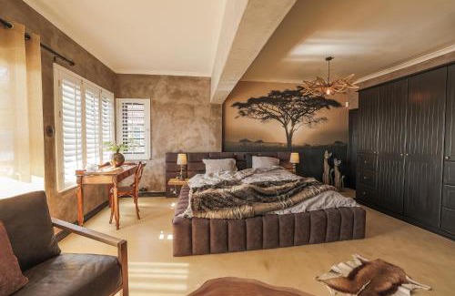 Somerset West House | YEBO Boutique Guesthouse