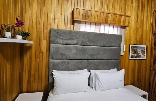 Graskop House | Yello guest house chalets