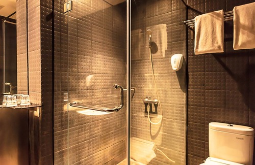 Tangerang Hotel | Yellow Bee Tangerang