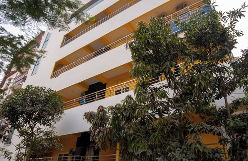 Kondapur Hotel | Yellow Bells Signature