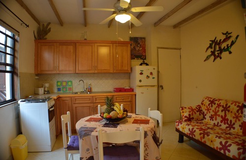 Silver Sands Hotel | Yellow Bird Apartment