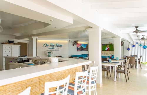 Saint Lawrence Hotel | Yellow Bird Hotel