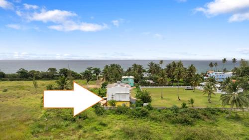 Rio Grande Apartment | Yellow House Unit A - 2 min walk to the Beach