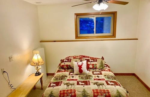 Linton Cabin | Yellow River Lodge w/ Hot Tub & Pool