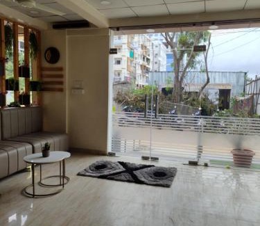 Hyderabad Hotel | Yellow Sapphire Hotel Hi-Tech City