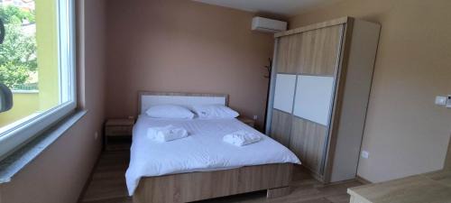 Sarajevo Apartment | Yellow Vacation House