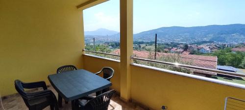 Sarajevo Apartment | Yellow Vacation House