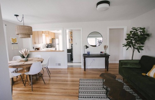 College Place House | Yellowbird Retreat of Walla Walla Valley