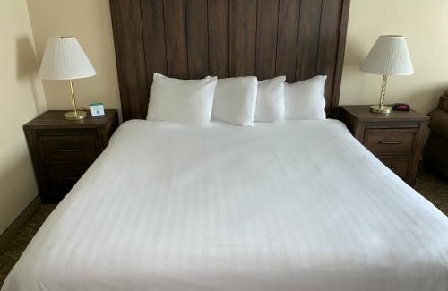 West Yellowstone Hotel | Yellowstone Lodge