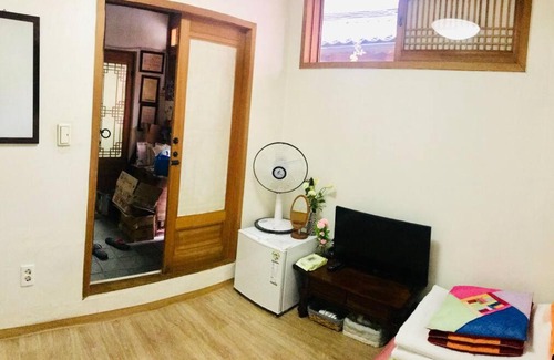 Gahoe-dong House | Yeon Dang Guesthouse