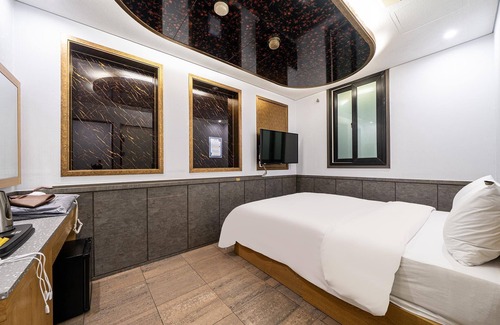 Yeongdeungpo-gu Hotel | Yeongdeungpo Komodo