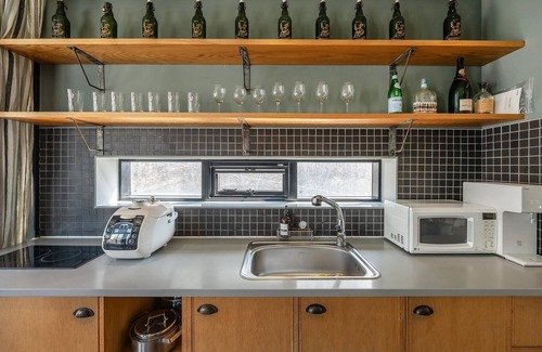 Suwon House | Yeongheungdo Boutiquepassecomposepension