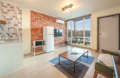 Yeosu House | Yeosu Island Pet Pension