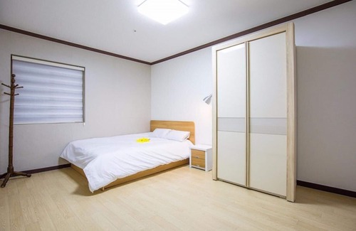 Yeosu House | Yeosu Sun Beach Pension