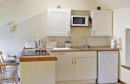Holymoorside House | Yew Tree Bothy