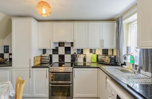 Welshpool House | Yew Tree Cottage