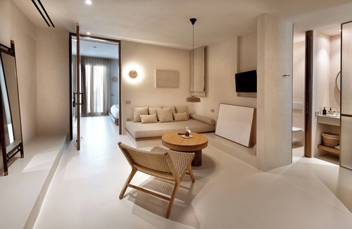 Kithnos Hotel | Yfes