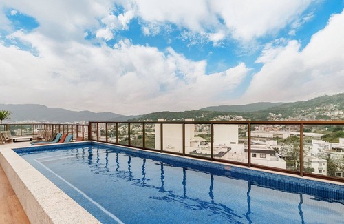 Carvoeira Apartment | YHD - Condominium With Pool Near Ufsc Located in Carvoeira, This Condominium is an Excellent Choi