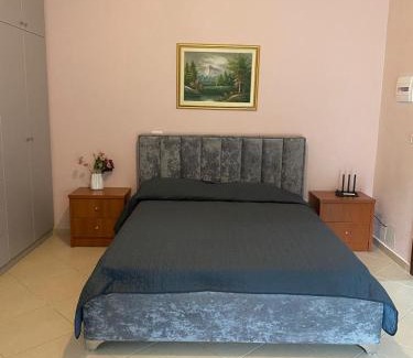 Himare Apartment | Yiannis & Victoria Villa